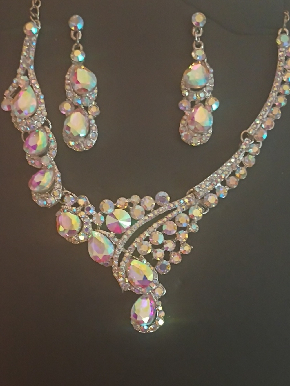 Aurora Crystal Teardrop Necklace & Earring Set - Iridescent